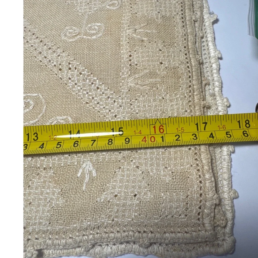 Unbranded Placemats Beige Good Hand Embroidered Linen Vintage Set of 5